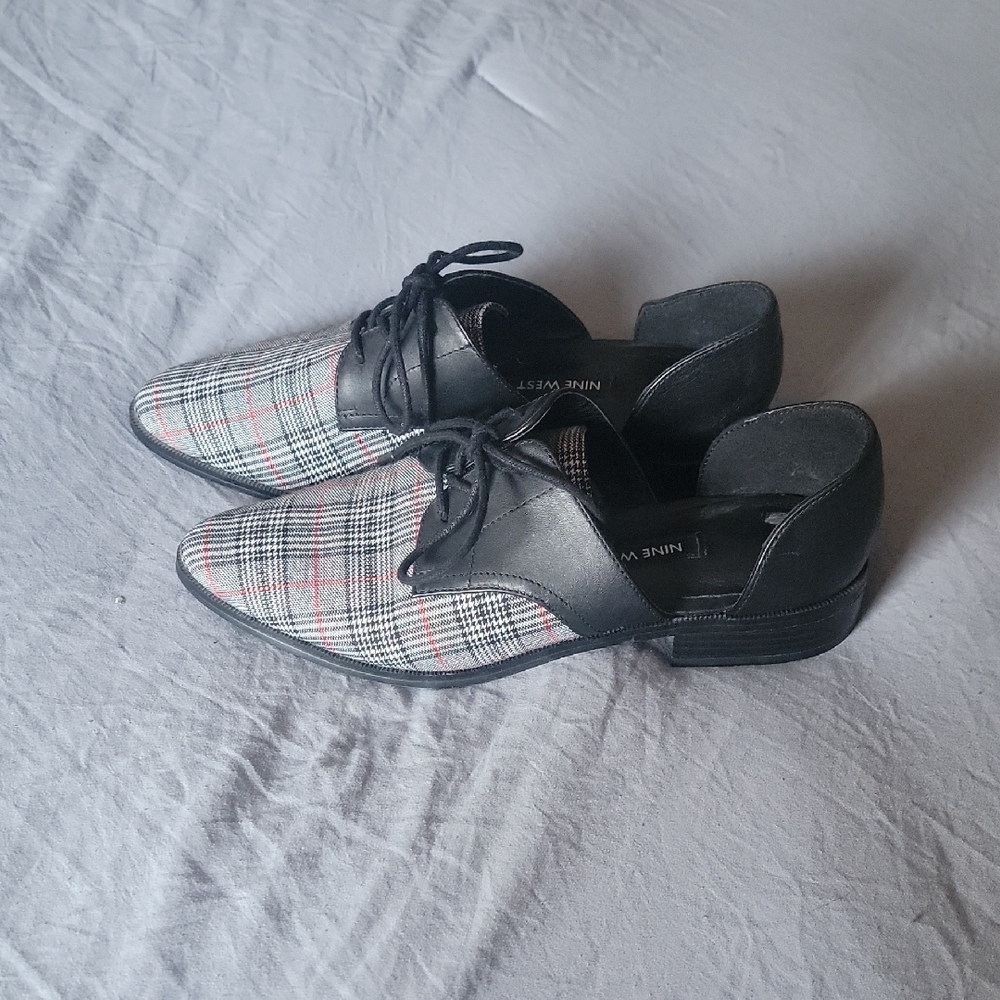 Nine West Women's Black and Gray Plaid Shoes